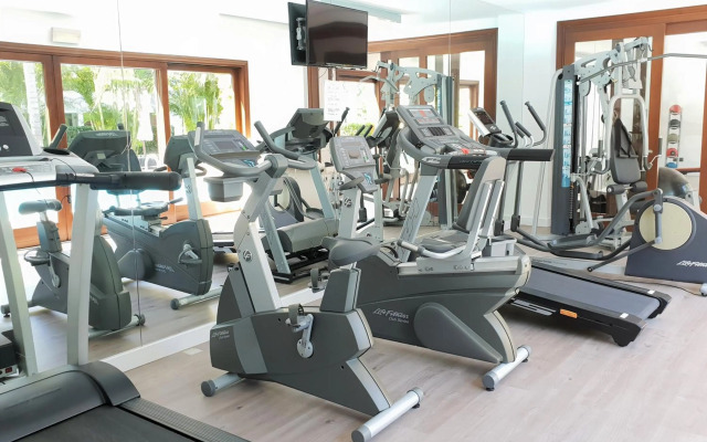 LUXURY APARTMENT FRONTAL BEACH in Doncella Beach