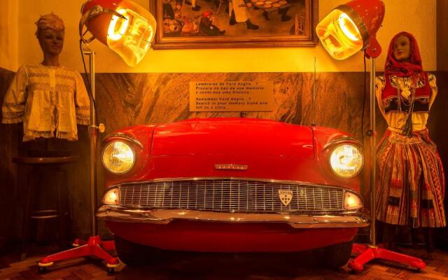 Pão de Açúcar – Vintage Bumper Car Hotel