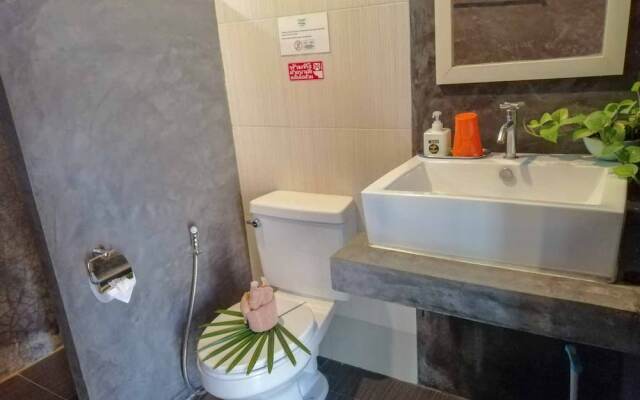 Mekong Riverside Resort & Camping