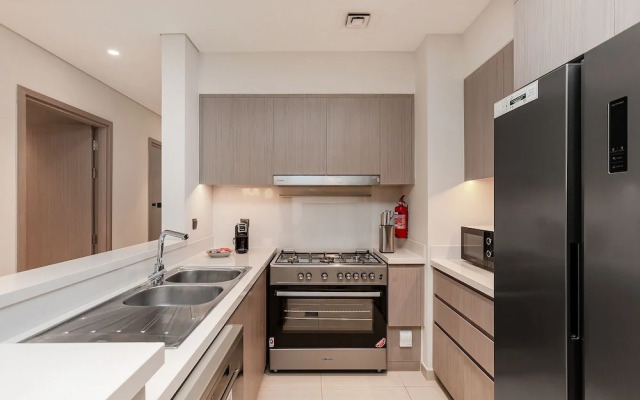 Luxury Burj Khalifa View 4BR