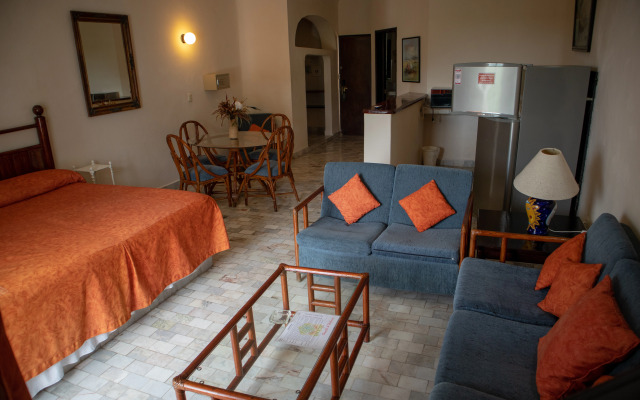 Villablanca Garden Beach Hotel