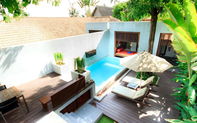 Pao Jin Poon Beach Front Villa