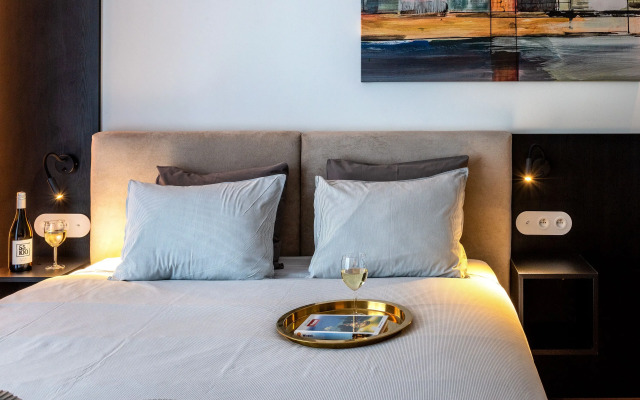 apartamenty-wroc by the River