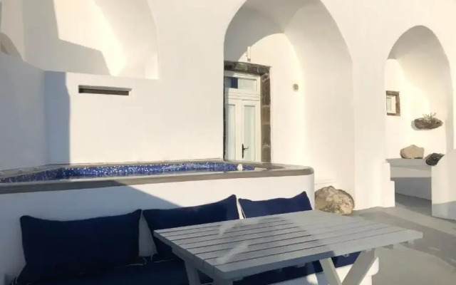Altana Cliffside Villas