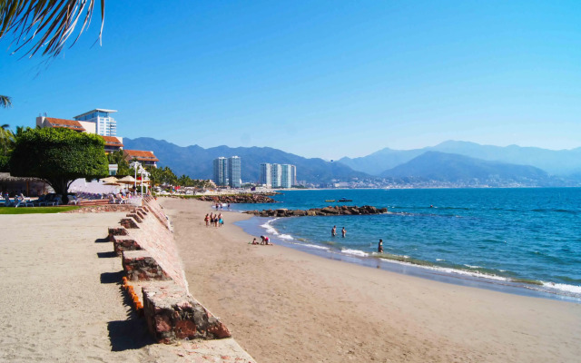 Vamar Vallarta All Inclusive Marina and Beach Resort