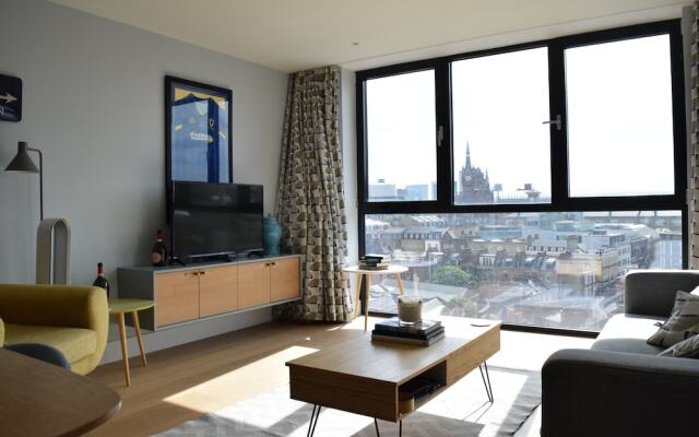 2 Bedroom Flat With Amazing London Views