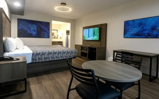 Palace Inn Blue Edgebrook