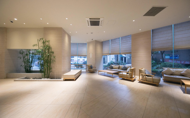 JI Hotel Shanghai Yan'an Road