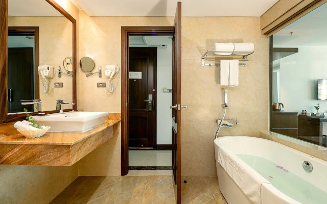 Luxtery Hotel