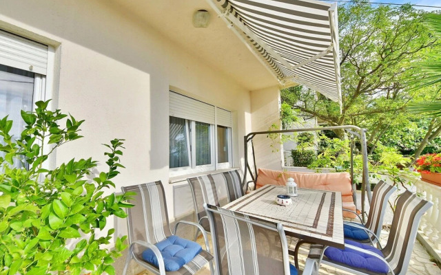 Egulja Jadranovo in Jadranovo