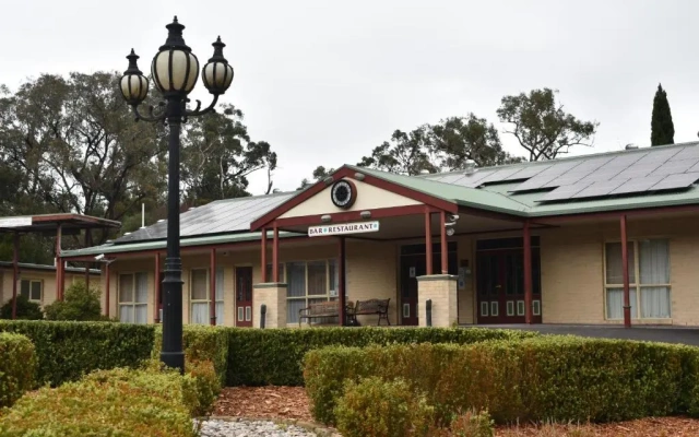 Sanctuary House Healesville Motel