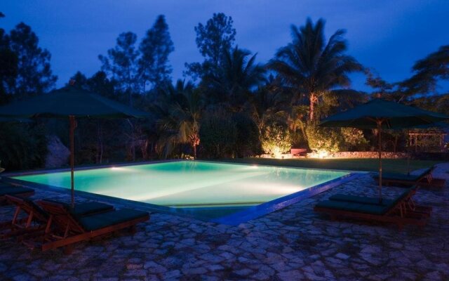 Blancaneaux Lodge by Francis Ford Coppola