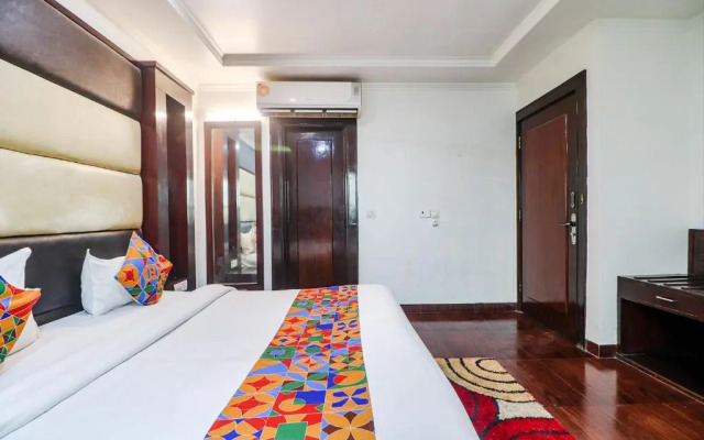 OYO Premium Rohini