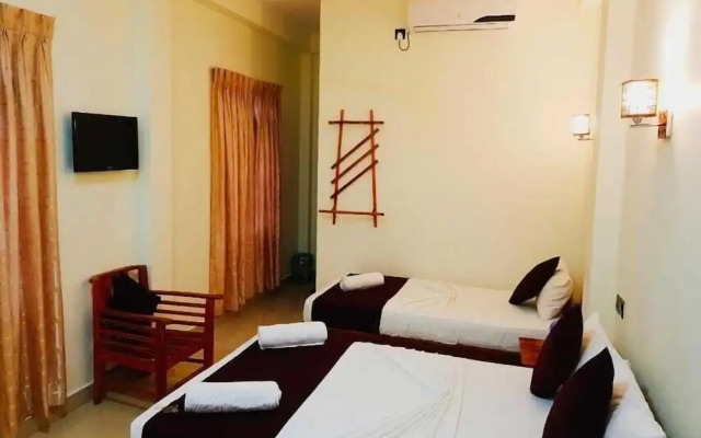 Luxury Everest Hotel