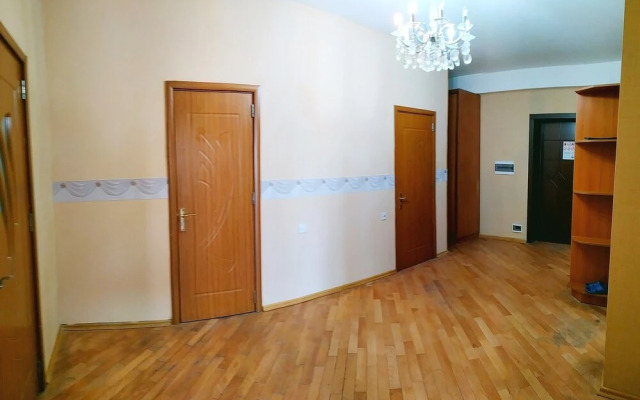 Bakuvi Tourist Apartment B085