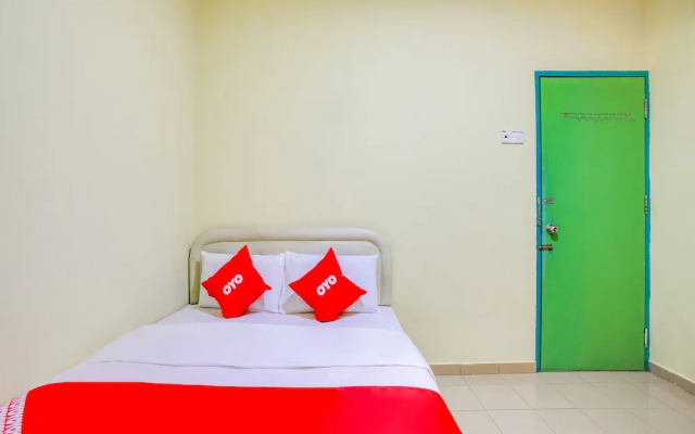 OYO 89590 Hotel Foong Inn