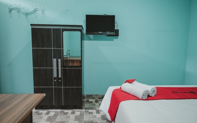 RedDoorz near RSUD Koja