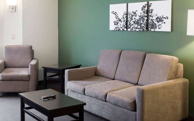 Wingate by Wyndham Bel Air I-95 Exit 77A / APG Area