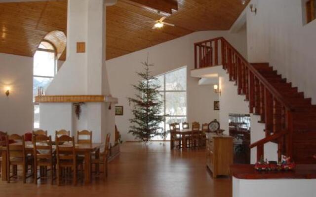 Vila Carpathia