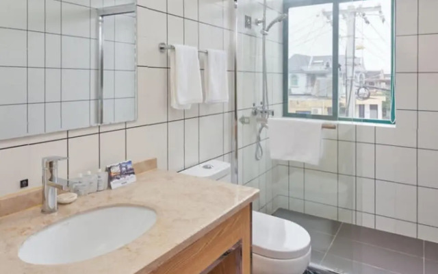 Floral Hotel Xiangfengling