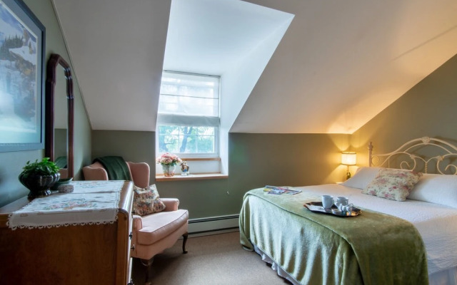 Hastings House Bed & Breakfast