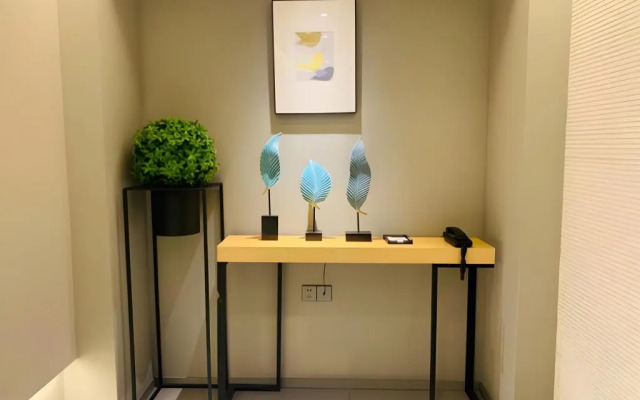 Home Inn Selected (Shanghai Raffles, North Bund)