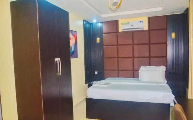 Kelvic Systems Apartments
