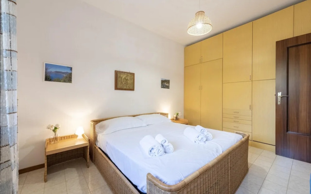 Peaceful Apartment In Deiva Marina