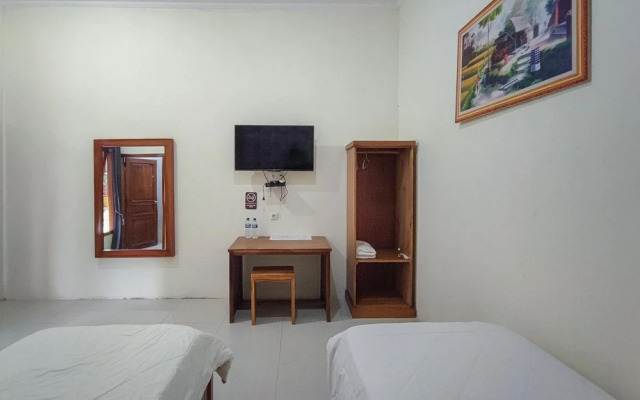 RedDoorz @ Tanakatto Homestay Waikabubak