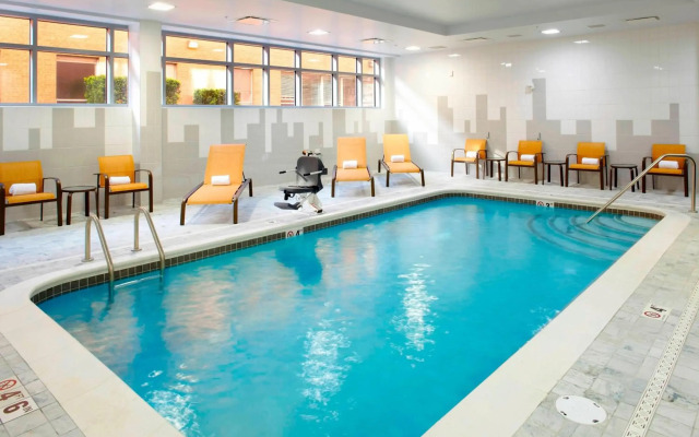 Courtyard by Marriott Cleveland University Circle