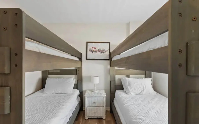 Seaside Beach & Racquet Club 5214