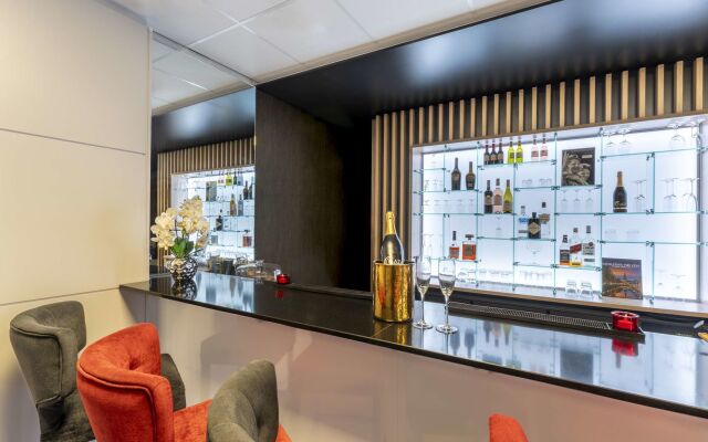 PLAZA Premium Den Haag City Center