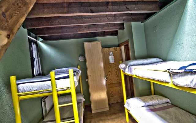 Albergue Juvenil de Bustiello