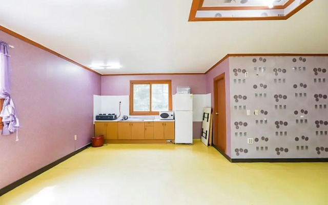 Namyangju Doldam Camp Pension