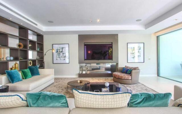 2244 new modern luxury villa in puerto banus