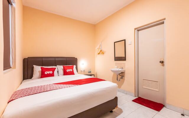 Pavilio Residence by OYO Rooms