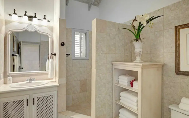 Ocean Mist Villa 4Bd by Zenbreak