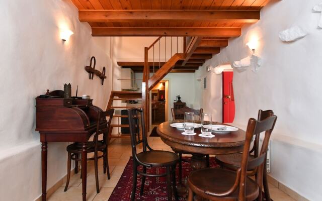 Lithos Stone Suites