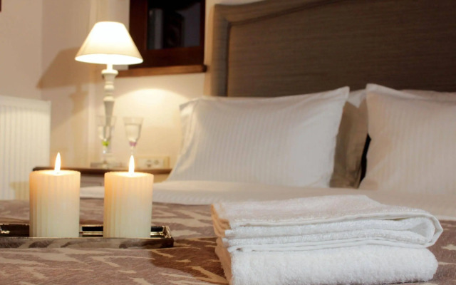 Nefeles Mainalon Luxury Residences & Lounge