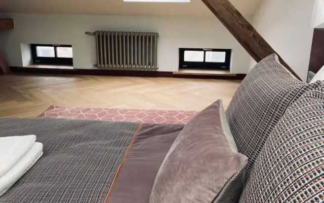 Roze Brīvzemnieka Apartments