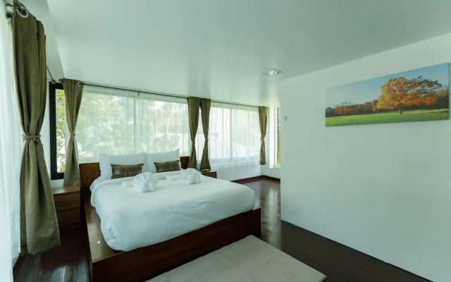 Pool villa at Kamala Regent by Lofty