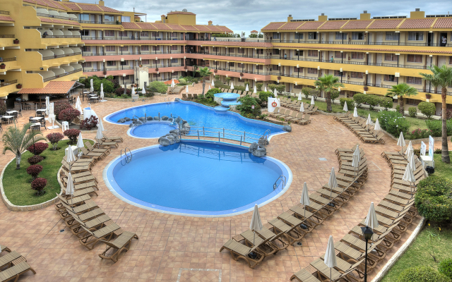 Hovima Jardín Caleta Hotel