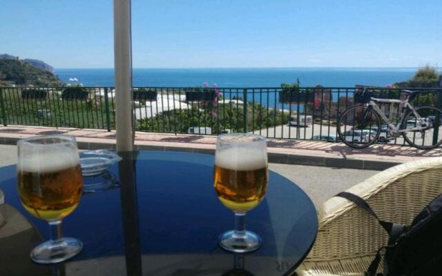 Apartamentos Balcon de Maro