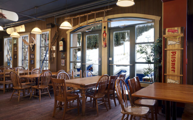 Coast Sundance Lodge