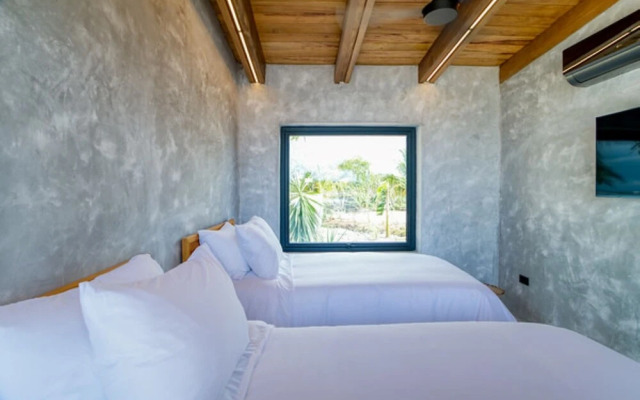 Seabird Belize Vacation Rentals