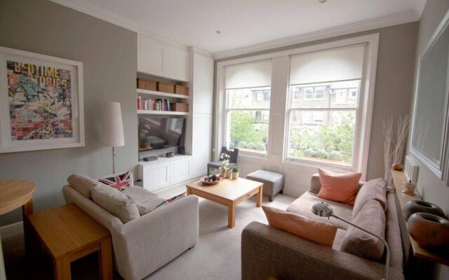 Wonderful 2 Bedroom in Quiet Area near Camden Square