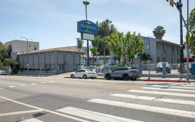 Hollywood City Inn