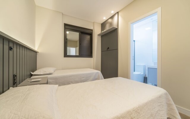 884A- Aluguel Bombinhas 2 quartos