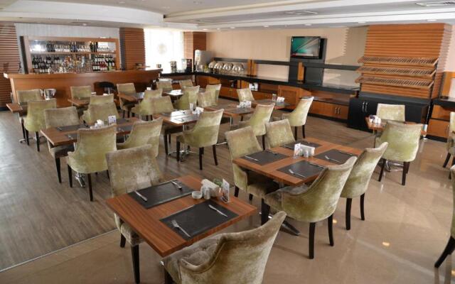 Anemon Kent Çiğli Otel