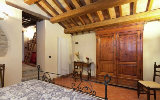 Farmhouse in the Marche With Swimming Pool